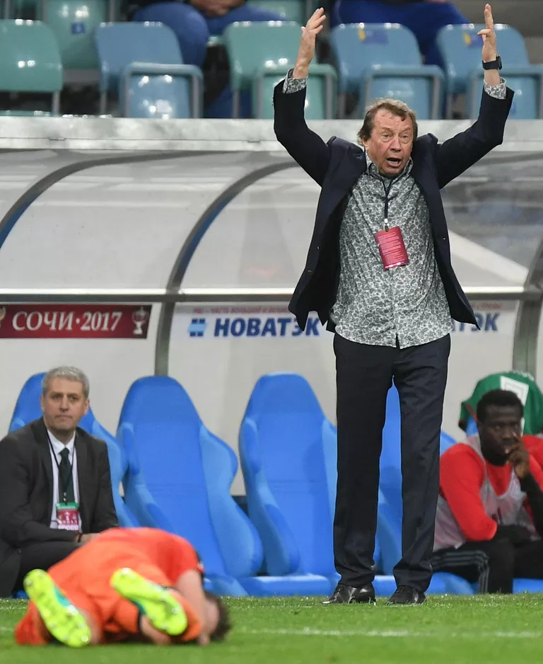 Главный тренер Локомотива Юрий Сёмин Главный тренер Локомотива Юрий Сёмин