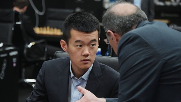 Китайский шахматист Дин Лижэнь