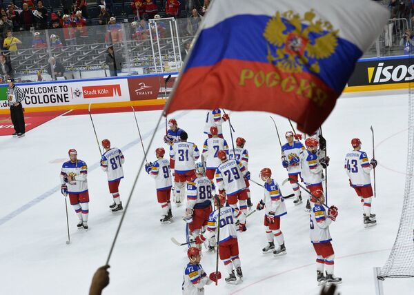 Хоккеисты сборной России после полуфинального матча
