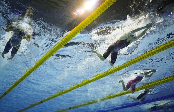 Женская эстафета на чемпионате мира по водным видам спорта