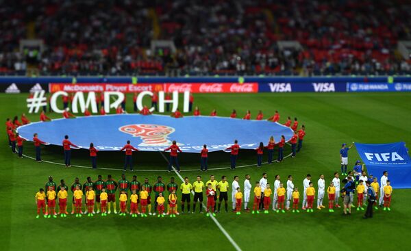 Сборные Чили и Камеруна перед началом матча Кубка конфедераций-2017