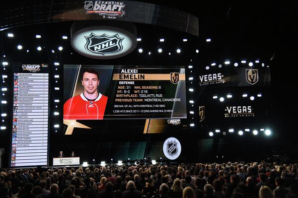 Вегас Голден Найтс выбрал Алексея Емелина на драфте расширения НХЛ
