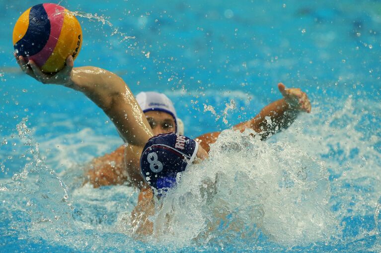 Ватерполист сборной России Иван Нагаев (на первом плане) Ватерполист сборной России Иван Нагаев (на первом плане)