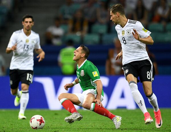 Игровой момент матча Германия - Мексика