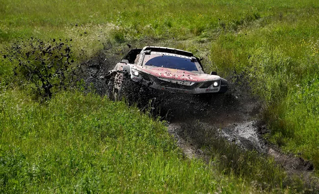 Француз Себастьен Лёб на Peugeot