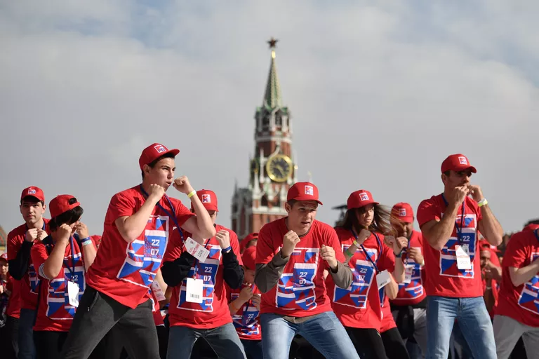 Участники массовой спортивной тренировки Участники массовой спортивной тренировки