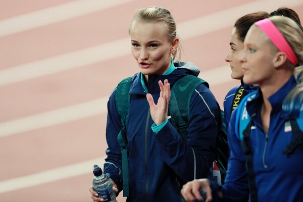 Ольга Муллина (слева)