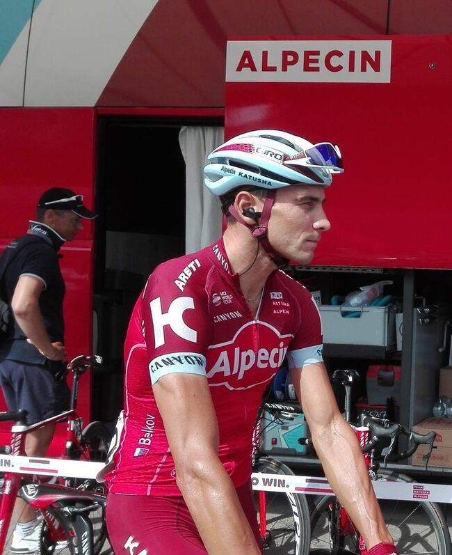 Велогонщик из команды Katusha-Alpecin Максим Бельков