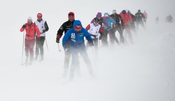 Лыжники на тренировочном сборе