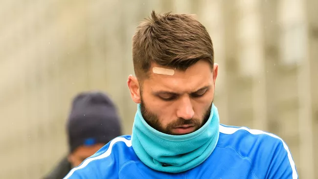 Вратарь Зенита Юрий Лодыгин