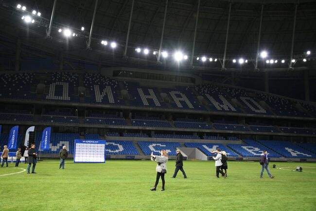 Презентация футбольного поля реконструируемого стадиона Динамо