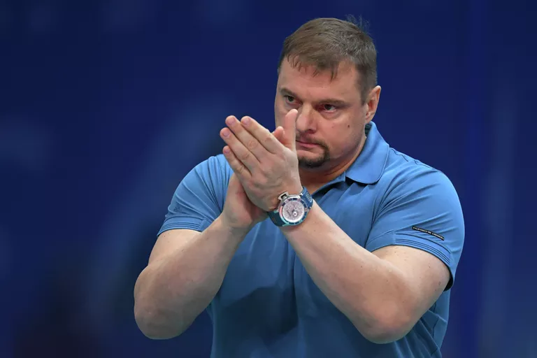 Главный тренер ВК Зенит Владимир Алекно Главный тренер ВК Зенит Владимир Алекно