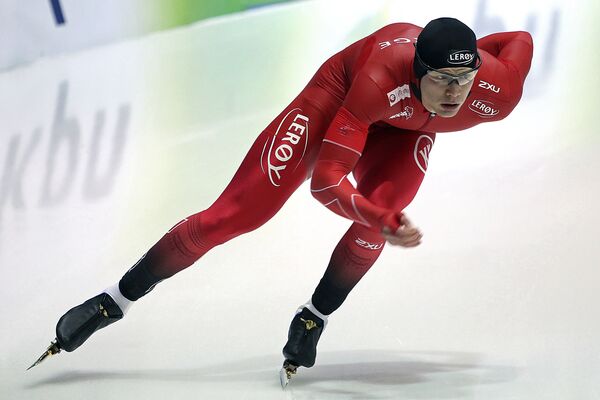 Норвежский конькобежец Ховард Лорентцен