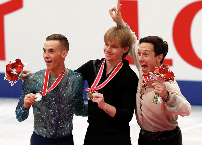 Сергей Воронов (в центре), Адам Риппон (слева) и Алексей Быченко