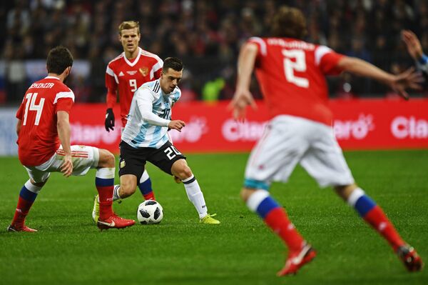 Игровой момент матча Россия - Аргентина