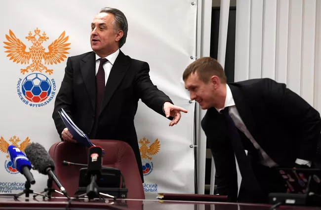 Заместитель председателя правительства РФ, президент РФС Виталий Мутко (слева) и генеральный директор РФС Александр Алаев