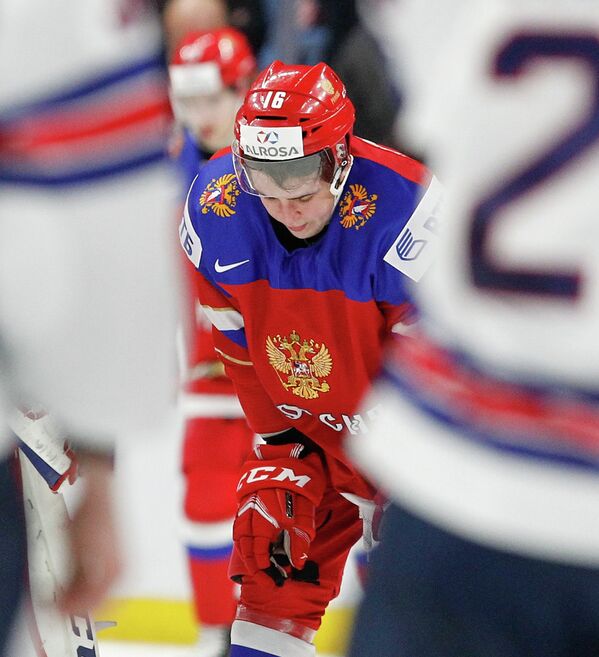 Нападающий молодежной сборной России по хоккею Андрей Алтыбармакян
