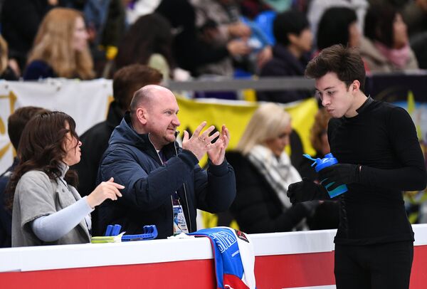 Дмитрий Алиев (Россия) и его тренер Евгений Рукавицын