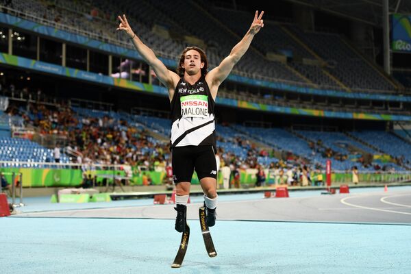 Двукратный паралимпийский чемпион 24-летний новозеландский бегун Лиам Мэлоун