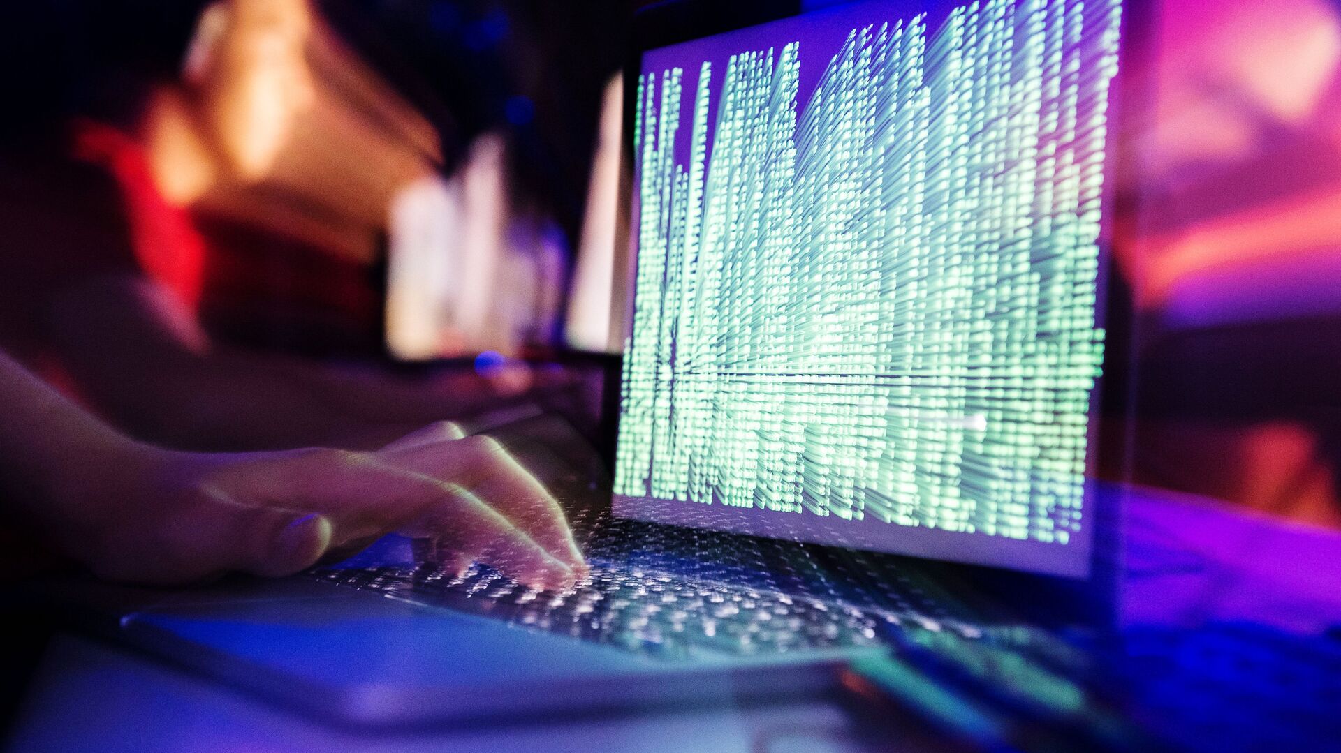 В "Роскосмосе" сообщили о DDoS-атаке на сайт