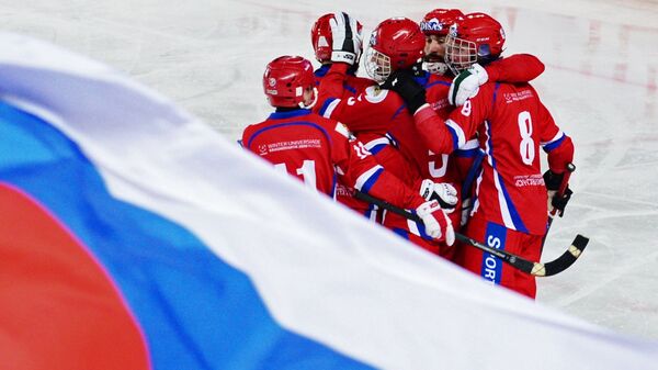 Игроки сборной России по хоккею с мячом