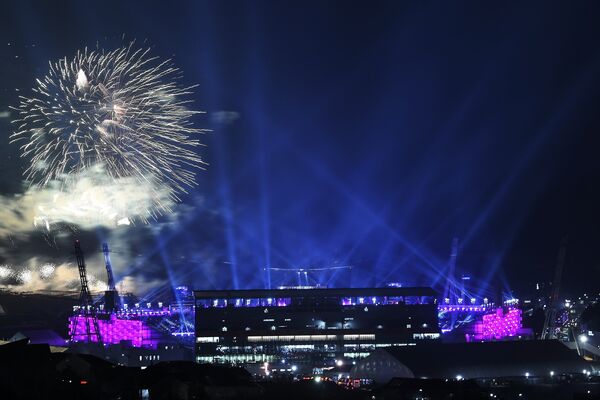 Салют во время церемонии открытия зимних Олимпийских игр в Пхенчхане