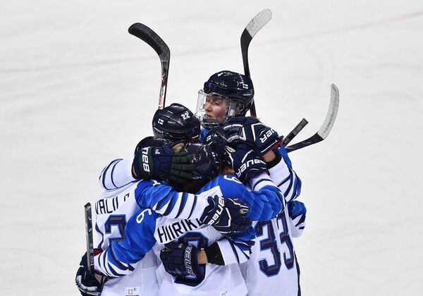 Игроки женской сборной Финляндии по хоккею
