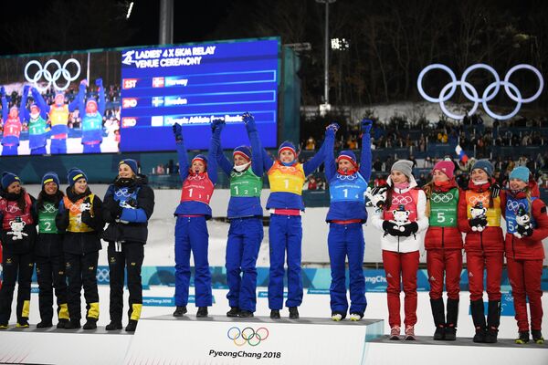 Призеры эстафетной лыжной гонки 4 х 5 км среди женщин на XXIII зимних Олимпийских играх в Пхенчхане