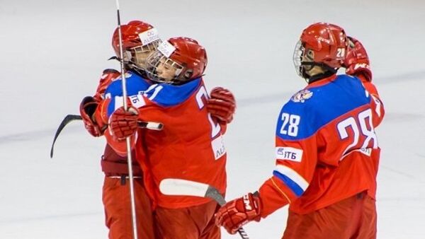 Хоккеисты юниорской сборной России (до 16 лет) 
