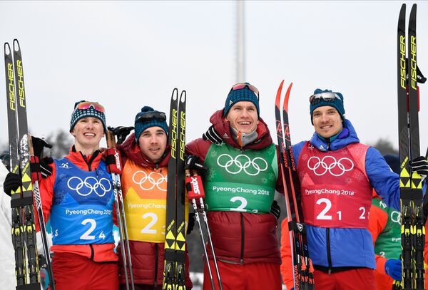 Денис Спицов, Алексей Червоткин, Александр Большунов и Андрей Ларьков (слева направо)