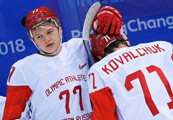 Игроки сборной России Кирилл Капризов (слева) и Илья Ковальчук