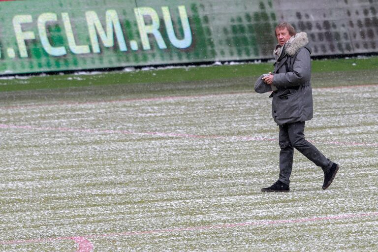 Главный тренер Локомотива Юрий Семин