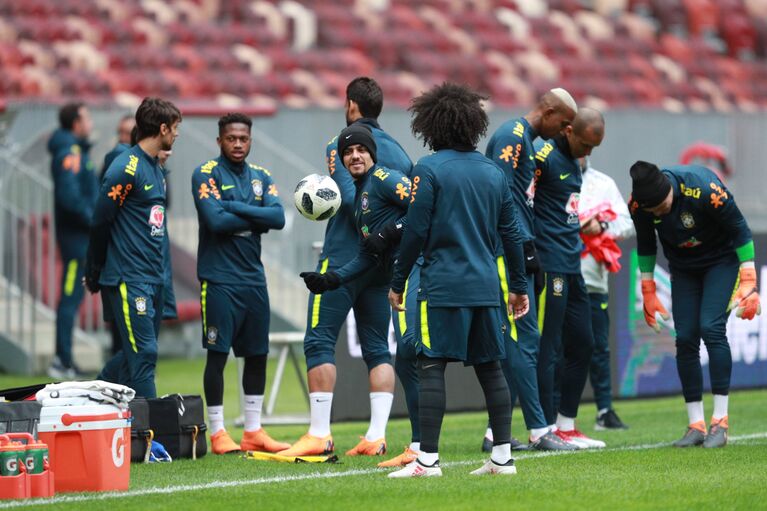 Футболисты сборной Бразилии Футболисты сборной Бразилии