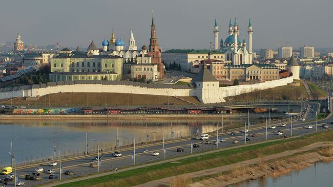 Казанский кремль и Кремлевская транспортная дамба