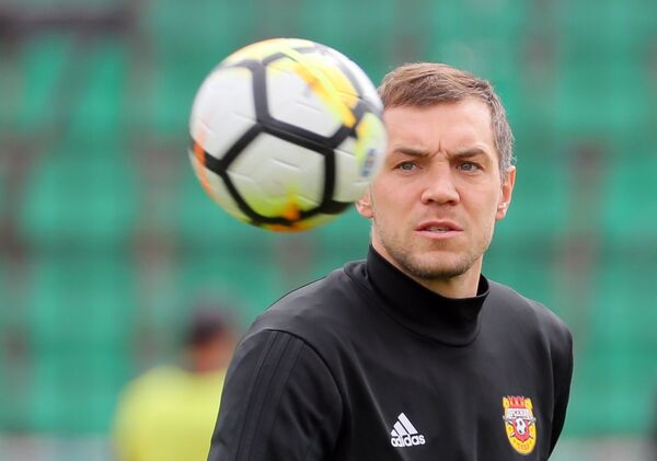 Форвард Арсенала Артём Дзюба Форвард Арсенала Артём Дзюба