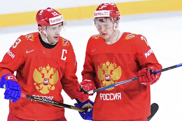 Игроки сборной России Павел Дацюк (слева) и Кирилл Капризов