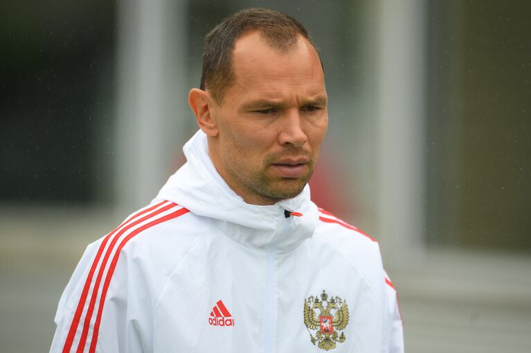 Защитник сборной России Сергей Игнашевич Защитник сборной России Сергей Игнашевич