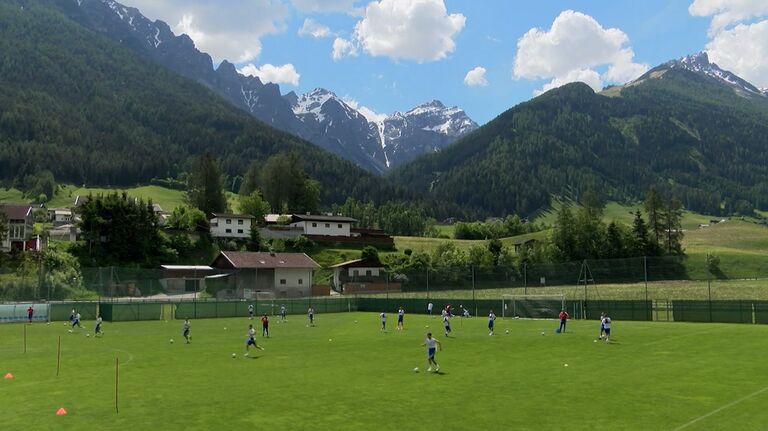 Тренировка сборной России по футболу