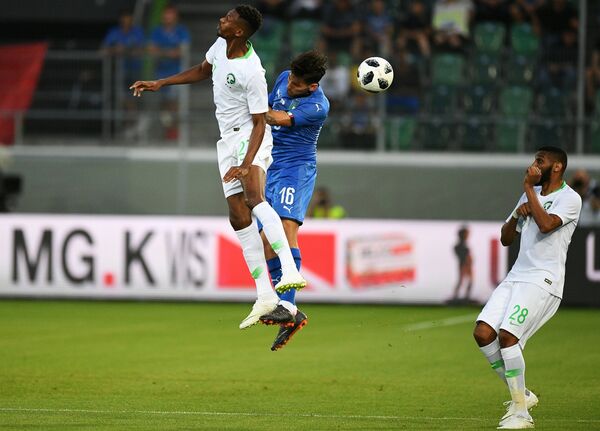 Игровой момент товарищеского матча Италия - Саудовская Аравия