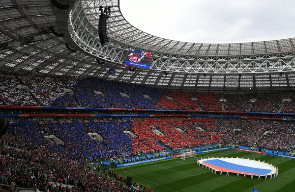 Стадион Лужники перед началом матча Россия - Саудовская Аравия