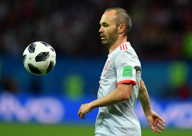 Хавбек сборной Испании Андрес Иньеста Хавбек сборной Испании Андрес Иньеста