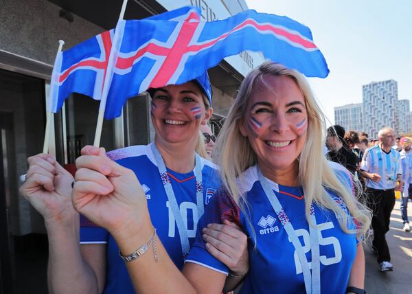 Болельщицы сборной Исландии