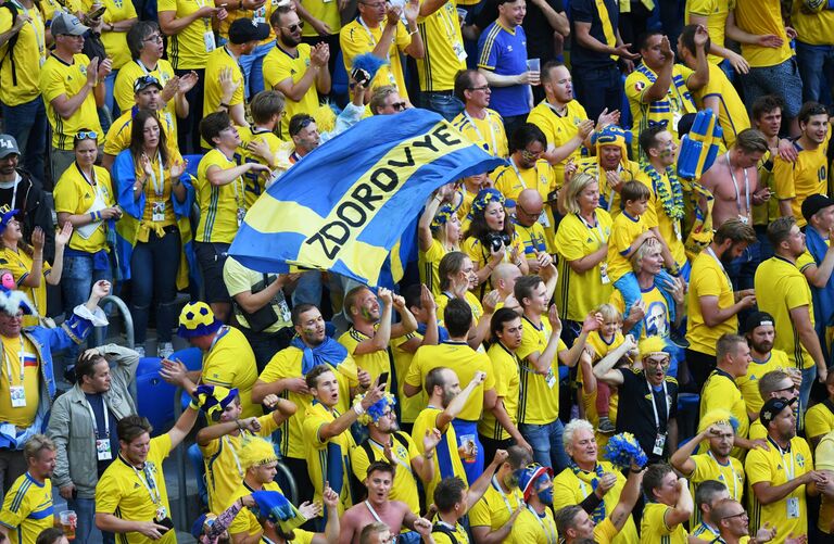 Болельщики сборной Швеции Болельщики сборной Швеции