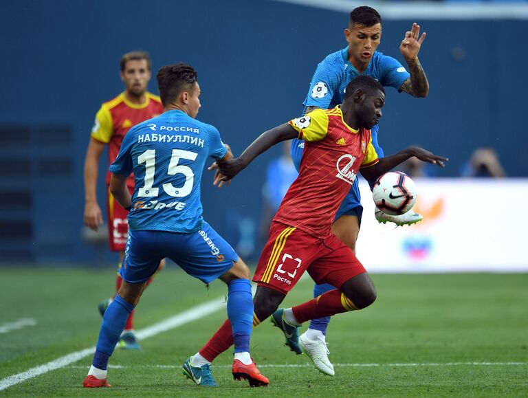 Футбол. РПЛ. Матч Зенит-Арсенал Футбол. РПЛ. Матч Зенит-Арсенал