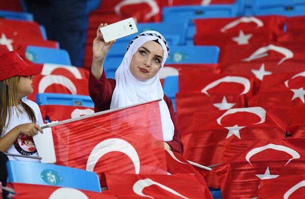 Болельщица сборной Турции