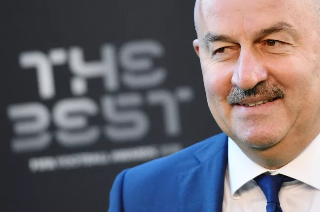 Главный тренер сборной России по футболу Станислав Черчесов