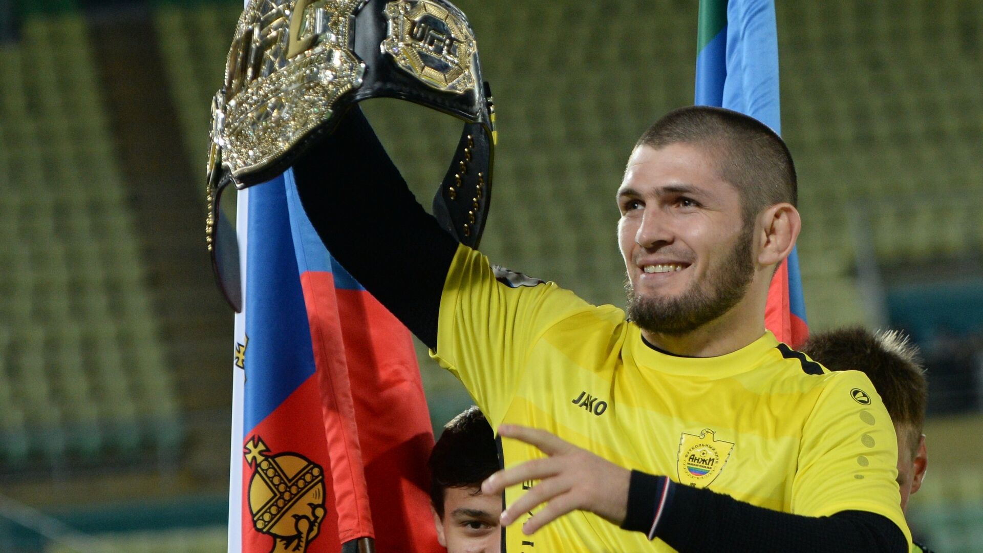 Чемпион абсолютного бойцовского чемпионата (UFC) в легком весе россиянин Хабиб Нурмагомедов - РИА Новости, 1920, 25.10.2020