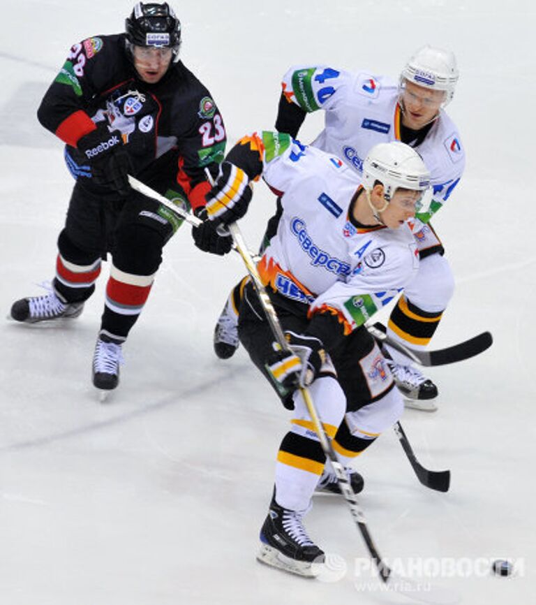 Игровой момент матча Трактор - Северсталь Игровой момент матча Трактор - Северсталь