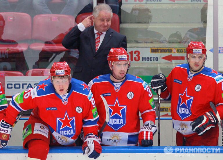 Вячеслав Кулемин, Илья Зубов и Андрей Сергеев (слева направо) и Юлиус Шуплер Вячеслав Кулемин, Илья Зубов и Андрей Сергеев (слева направо) и Юлиус Шуплер