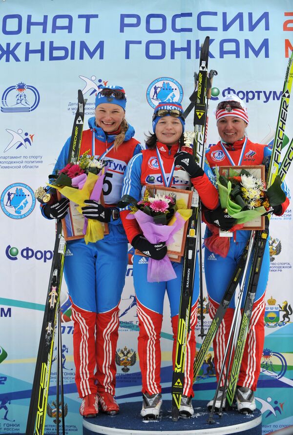 Полина Медведева, Юлия Иванова, Алия Иксанова (слева направо)